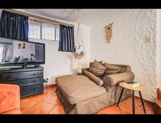 4 BEDROOM HOUSE FOR SALE IN EASTLEIGH